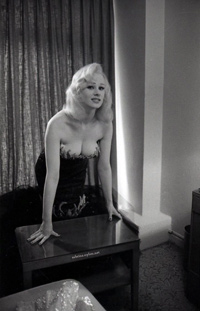 Sabrina in a hotel 1958