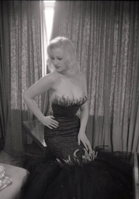 Sabrina in a hotel 1958