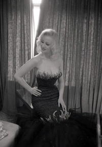 Sabrina in a hotel 1958