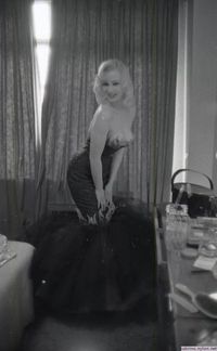 Sabrina in a hotel 1958